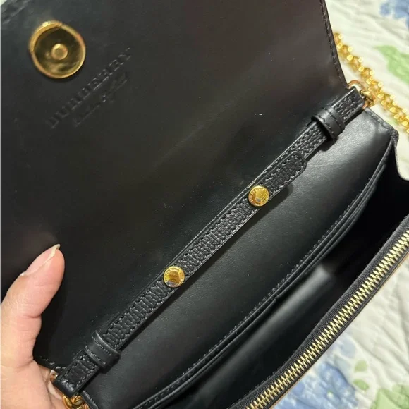 Burberry Black and Tan Crossbody Bag - Picture 5 of 11